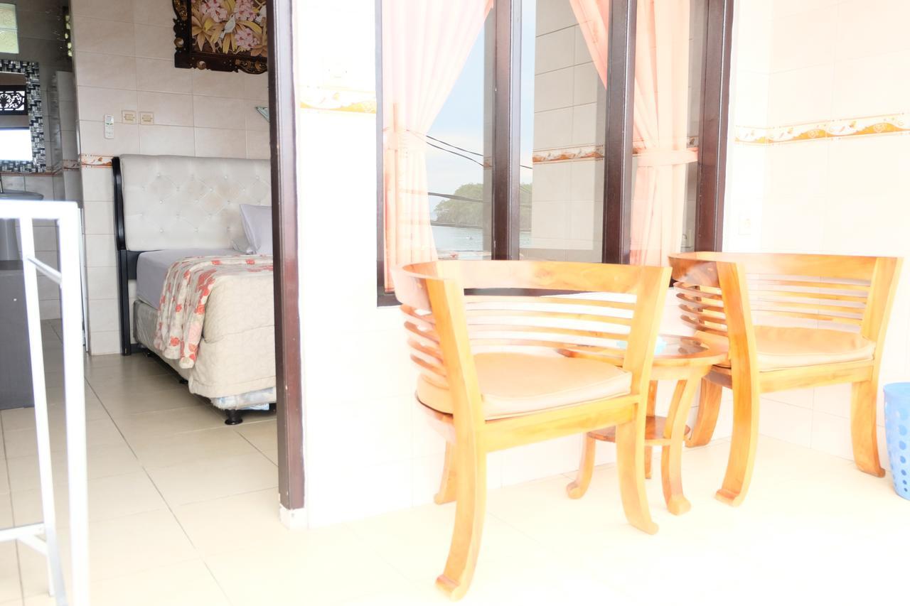 Kerti Beach Bungalow&Restaurant Padangbai  Kültér fotó